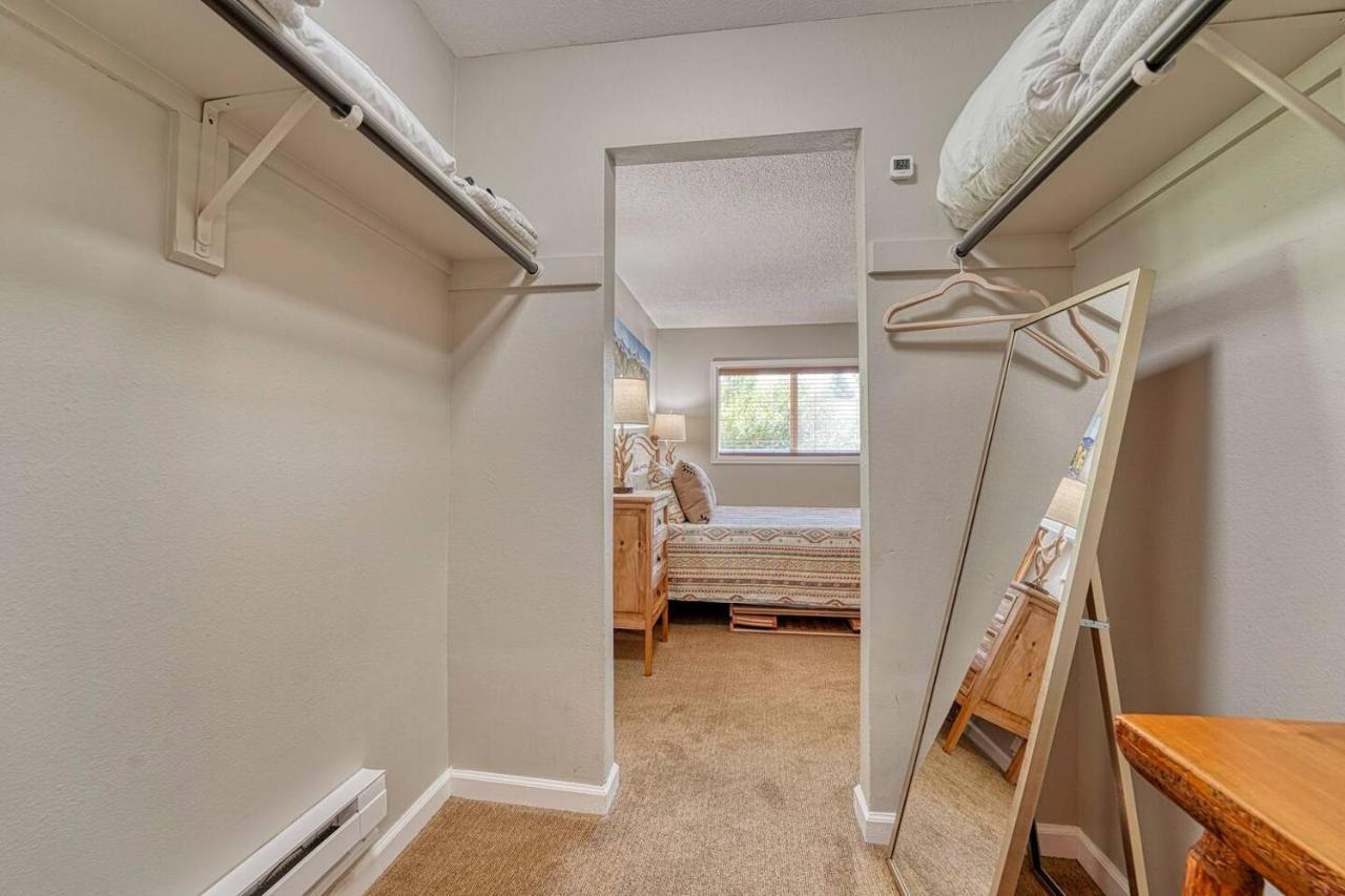 Riverfront Family-Friendly Condo Avon Exterior foto